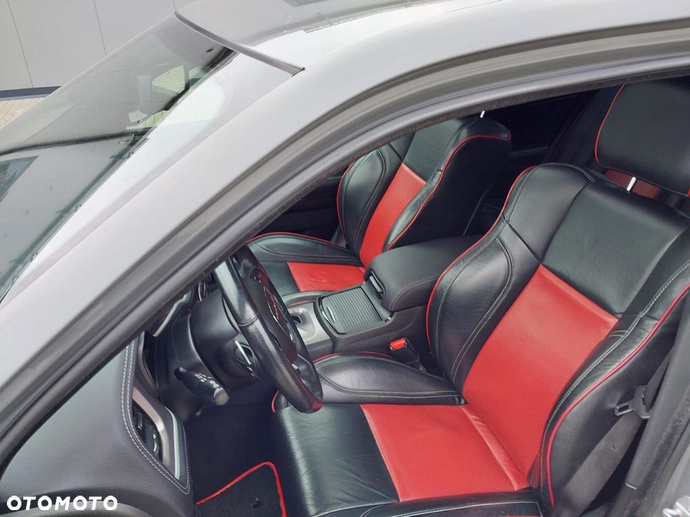 Dodge Charger 5.7 R/T - 13