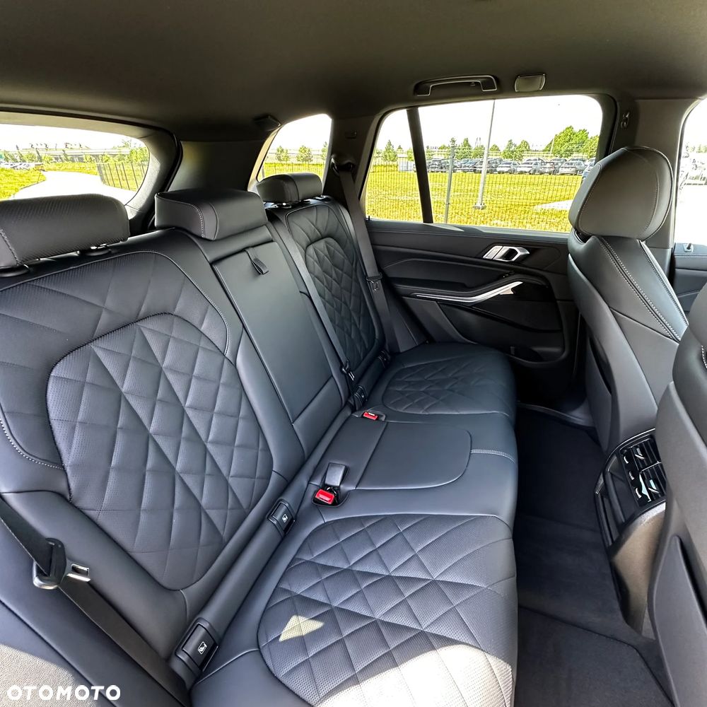 BMW X5 xDrive30d mHEV M Sport sport - 28