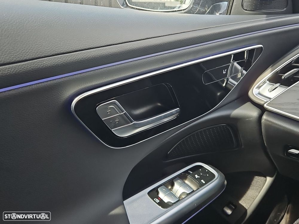 Mercedes-Benz E 220 d 9G-TRONIC Edition AVANTGARDE - 23