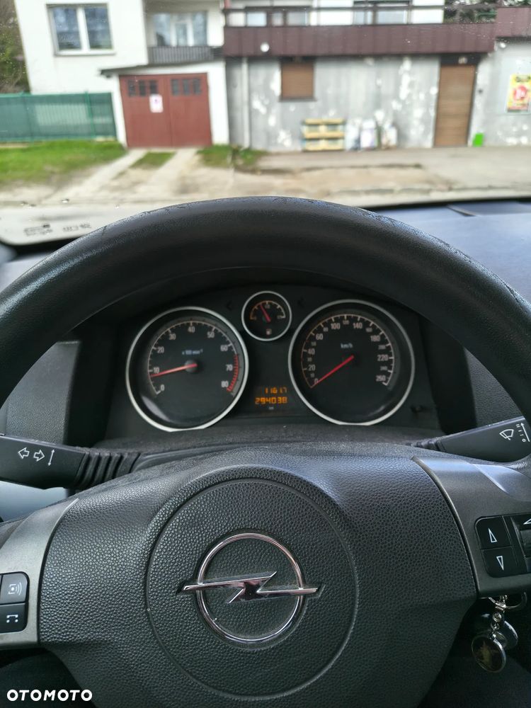 Opel Astra 1.6 Cosmo - 8