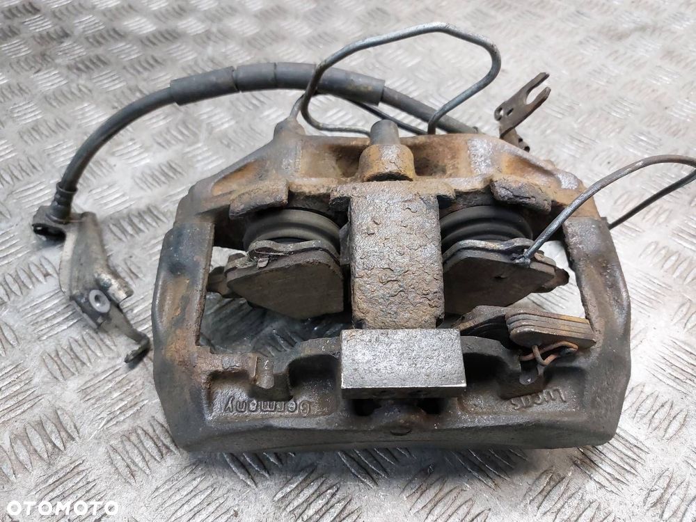 ZACISK HAMULCOWY PRAWY PRZÓD AUDI A8 D2 ABZ SILNIK DNW SKRZYNIA DTD - 1