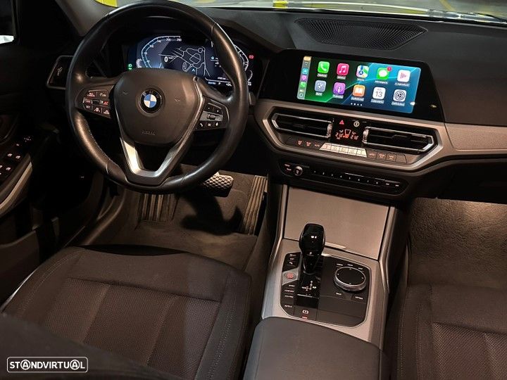 BMW 320 d Touring Auto - 41