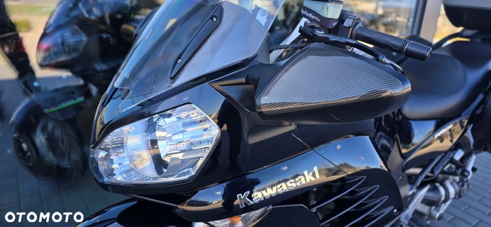 Kawasaki GTR - 31