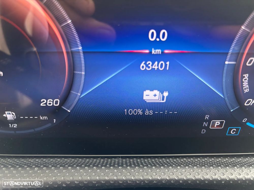 Mercedes-Benz A 250 e AMG Line - 22