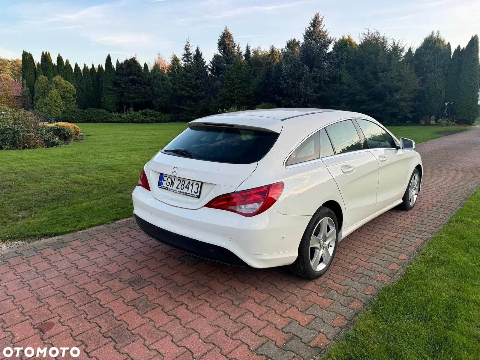 Mercedes-Benz CLA Shooting Brake 200 d 7G-DCT Urban - 13