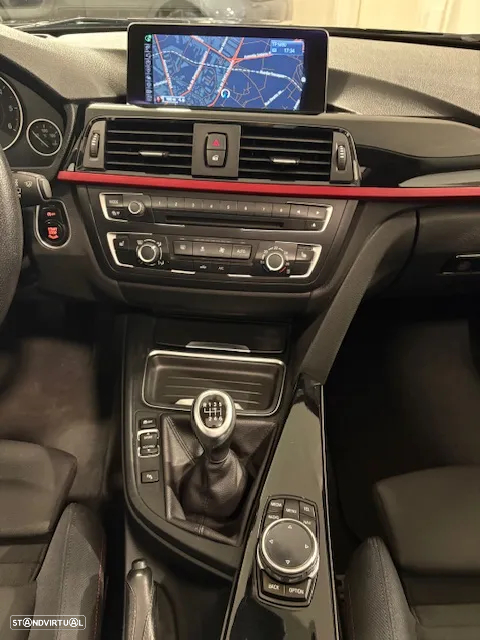 BMW 325 d Touring Blue Peformance Sport Line - 21