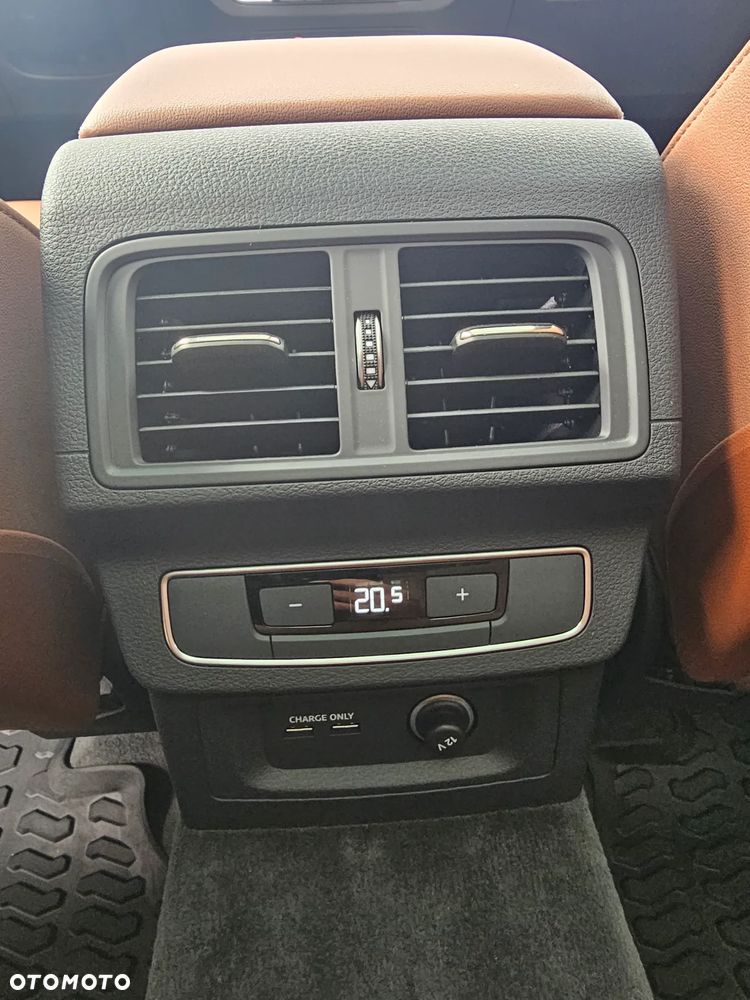 Audi Q5 45 TFSI quattro S tronic S line - 22