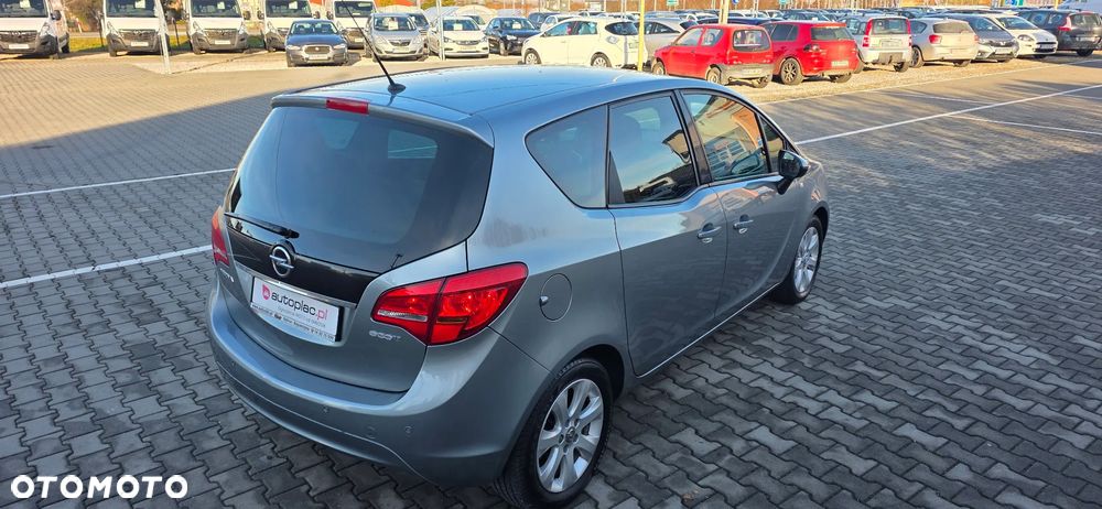 Opel Meriva - 11
