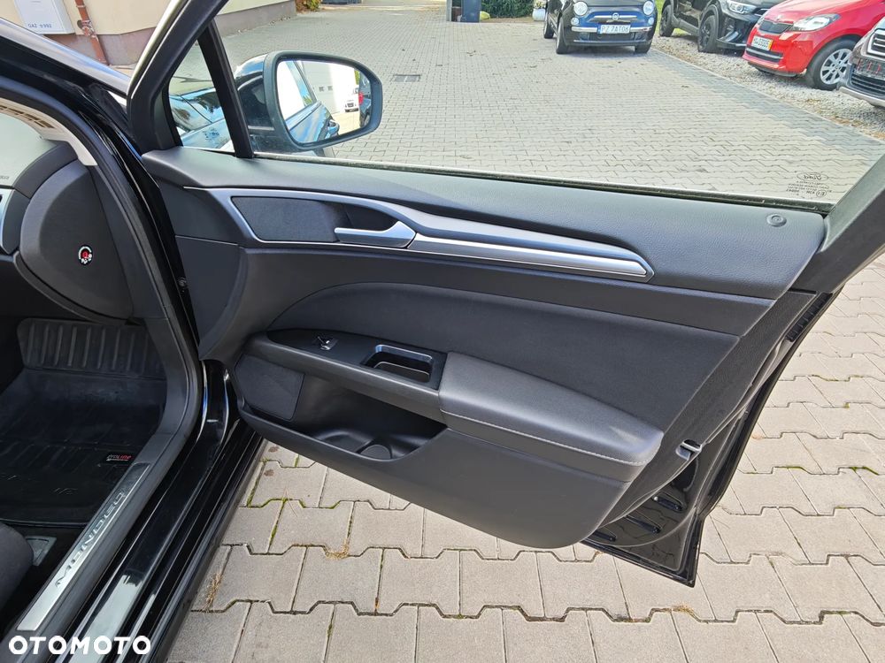 Ford Mondeo - 8