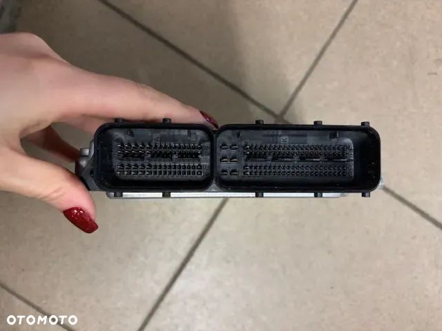 STEROWNIK KOMPUTER SILNIKA VOLKSWAGEN VW T5 2,5 070906016DQ - 3