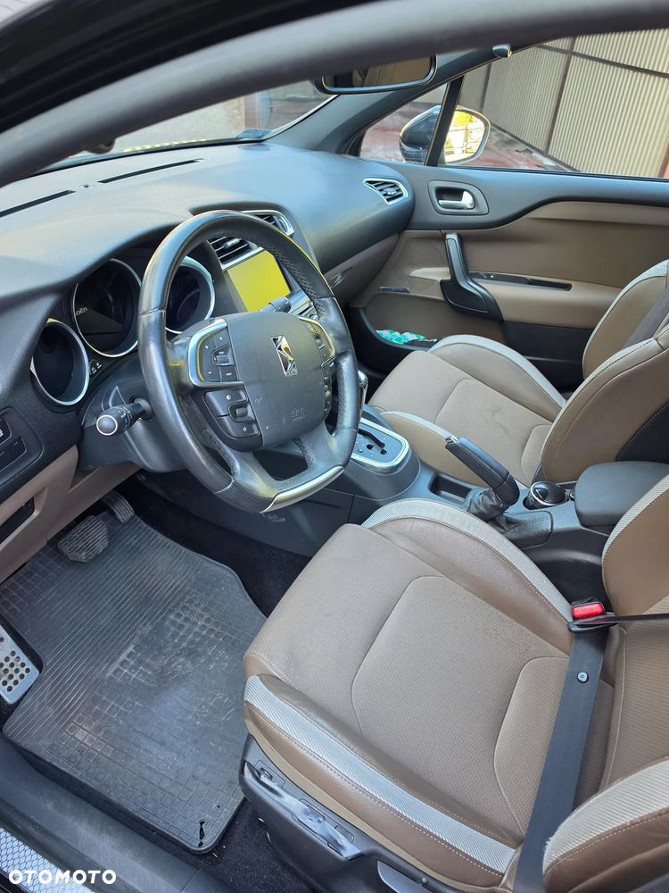 Citroën DS4 1.6 THP SoChic - 8