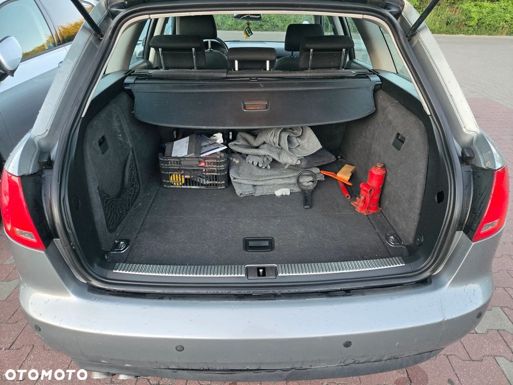 Audi A4 Avant 2.0 TDI - 15