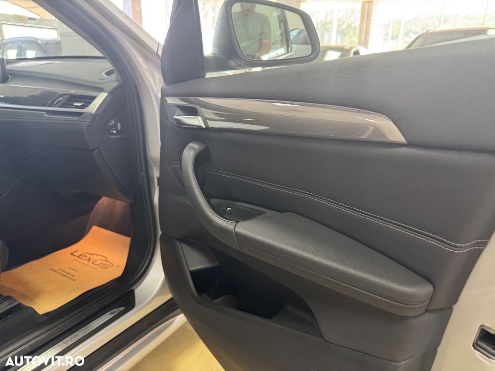 BMW X1 xDrive18d Aut. Sport Line - 17
