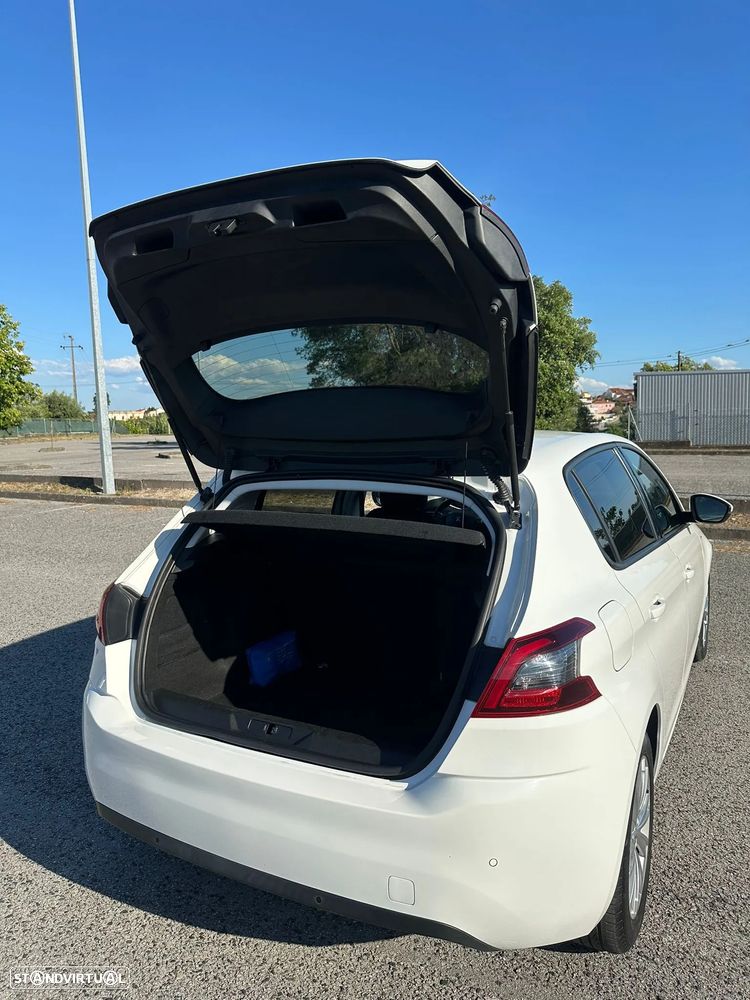 Peugeot 308 1.2 PureTech Style - 10