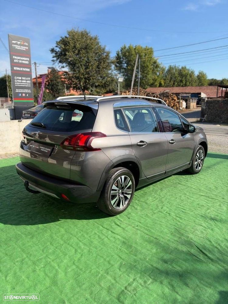 Peugeot 2008 1.2 PureTech Allure - 6