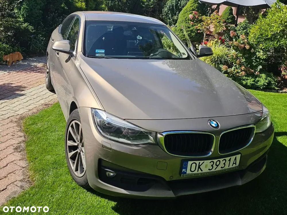 BMW Seria 3 320i xDrive - 2