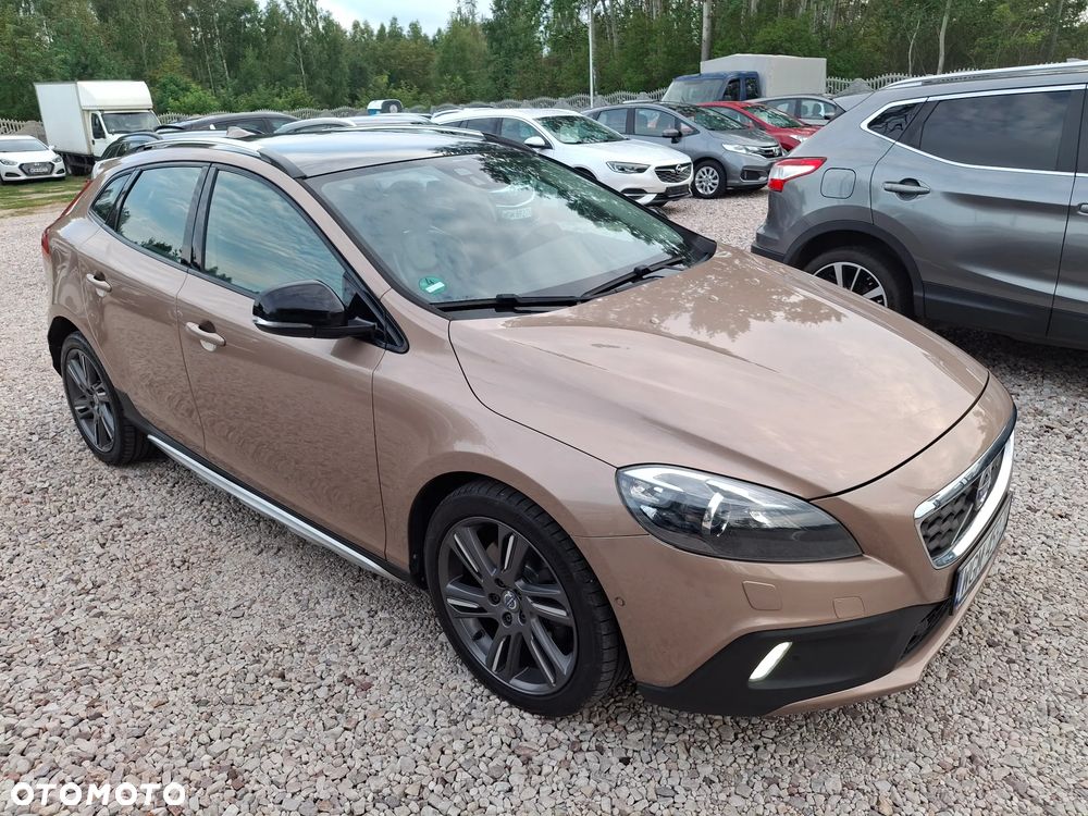 Volvo V40 Cross Country D3 Summum - 2