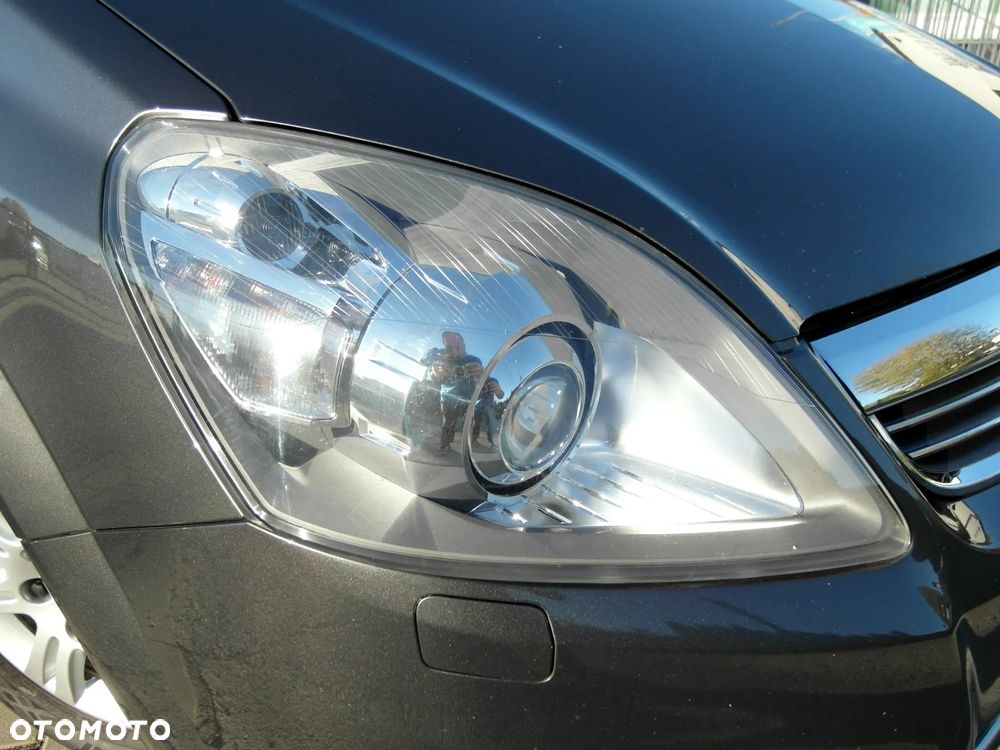 Opel Zafira 1.8 Innovation - 32