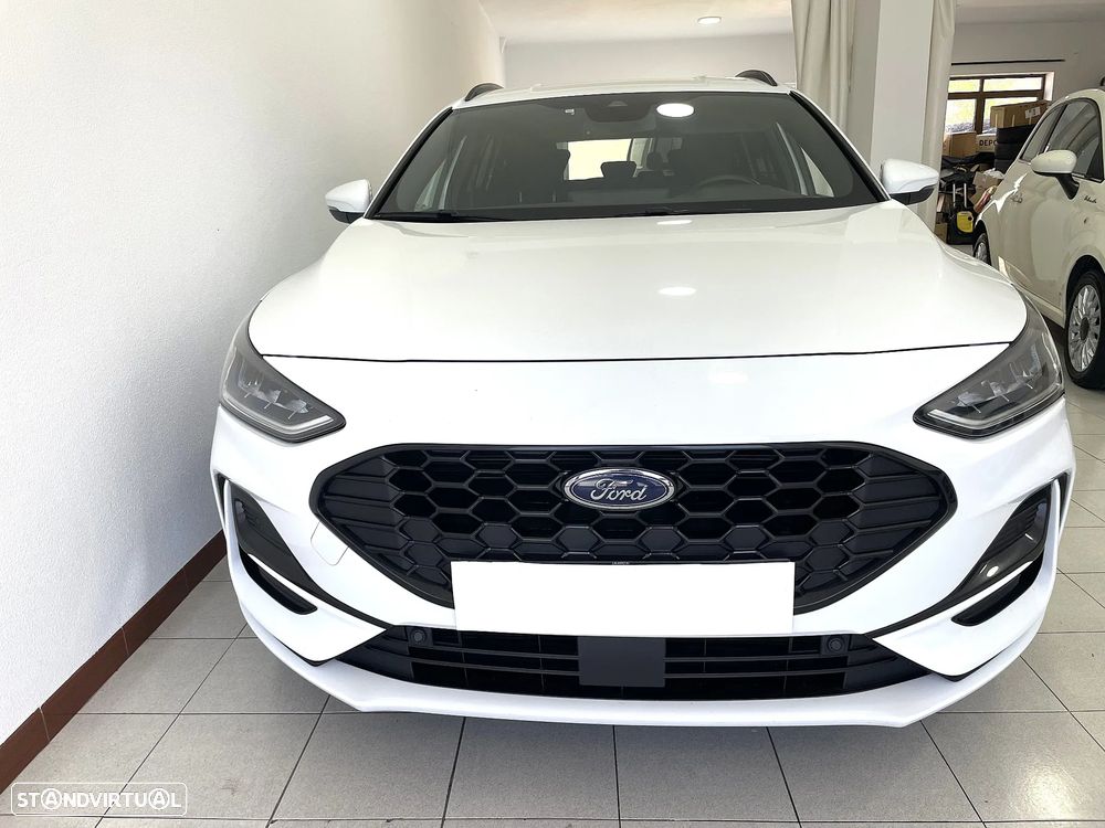 Ford Focus SW 1.5 TDCi EcoBlue ST-Line - 2