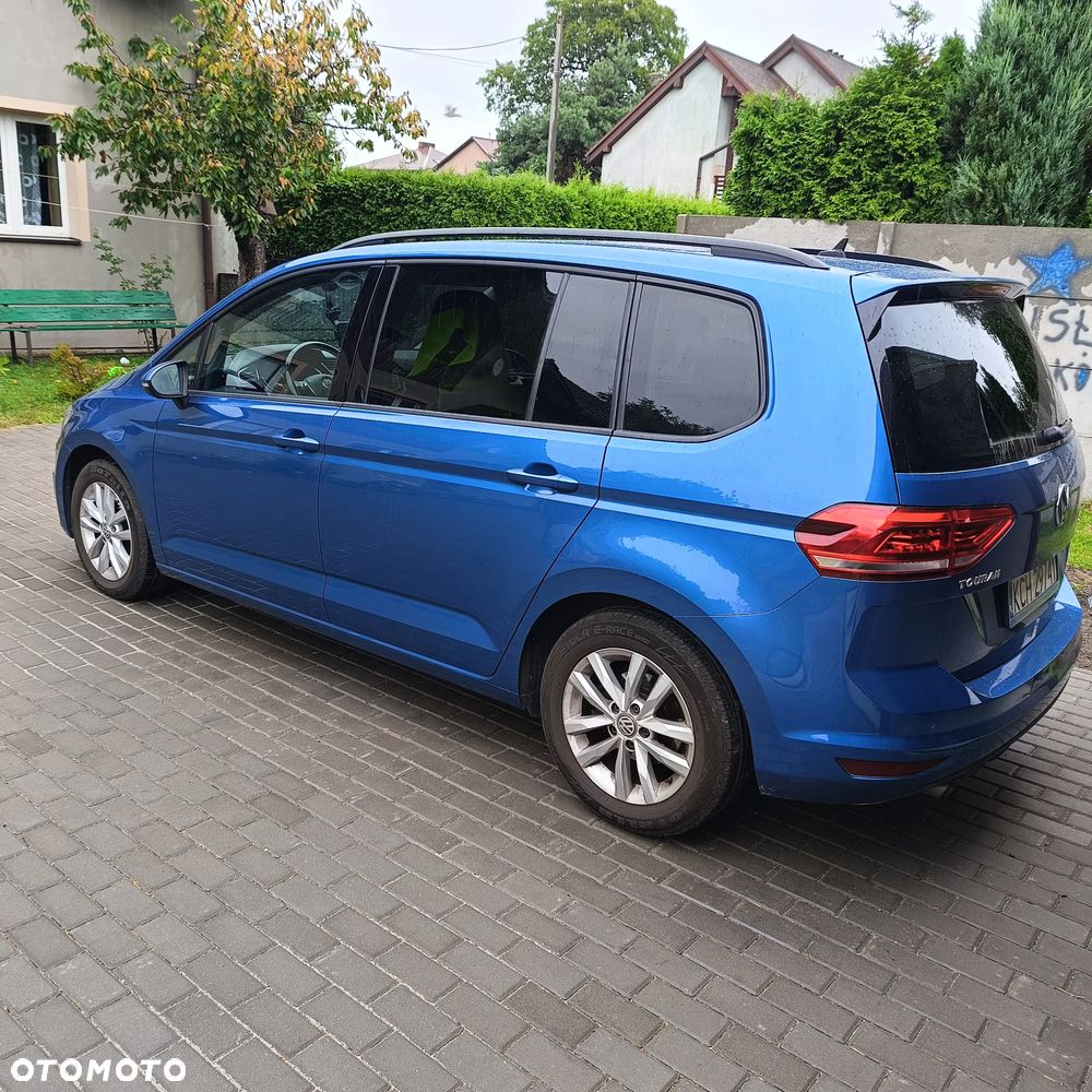 Volkswagen Touran 2.0 TDI BMT Comfortline - 12