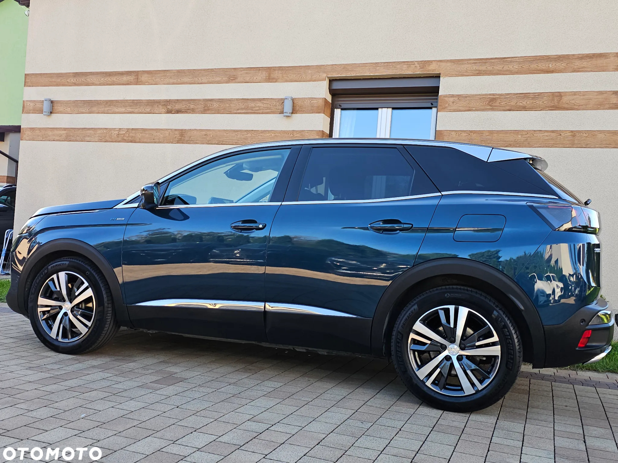 Peugeot 3008 Hybrid 225 e-EAT8 Allure Pack - 11