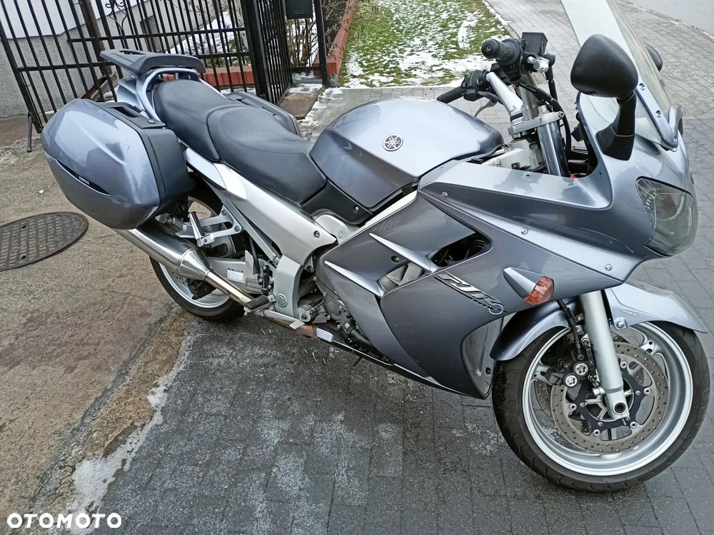 Yamaha FJR - 3