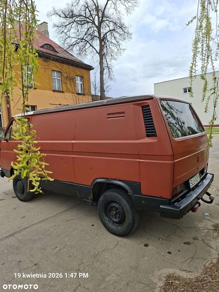 Volkswagen Transporter - 4