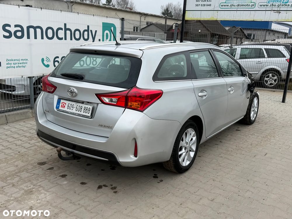 Toyota Auris 1.4 D-4D Design Edition - 5
