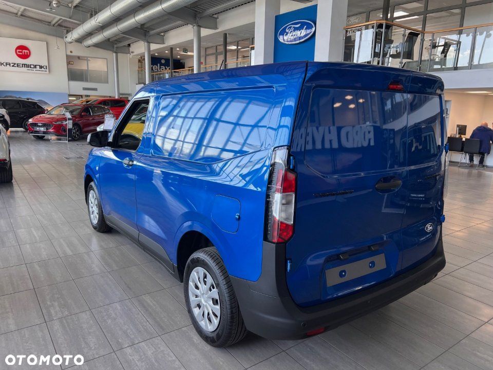 Ford Transit Courier - 6
