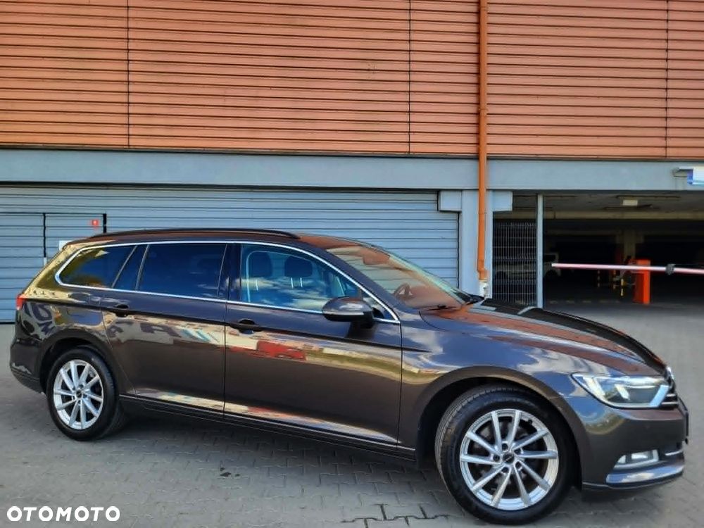 Volkswagen Passat 2.0 TDI SCR DSG Highline - 16