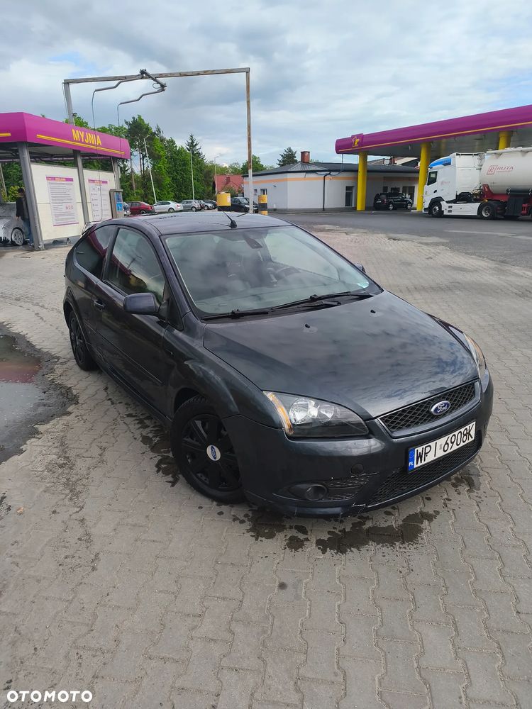 Ford Focus 1.8 TDCi Sport - 2