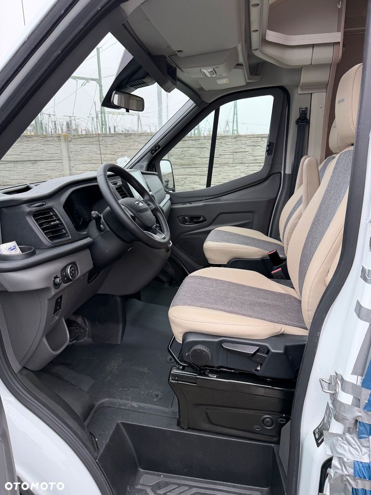 Ford Burstner Lineo T 690 - 19