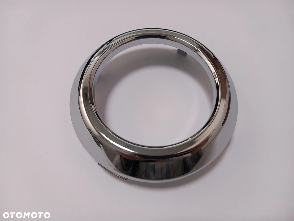 Ramka halogenu - pierścień ozdobny chrom Ford Kuga MK1 2008-2012 1494290 - 1