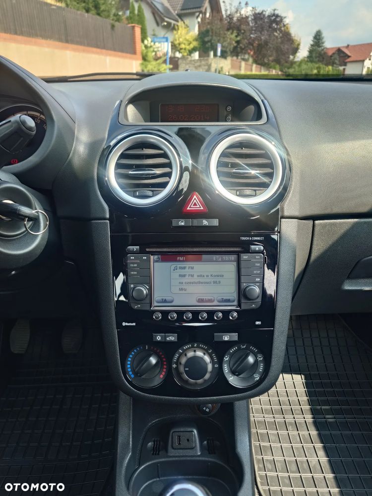 Opel Corsa 1.2 16V Enjoy - 25