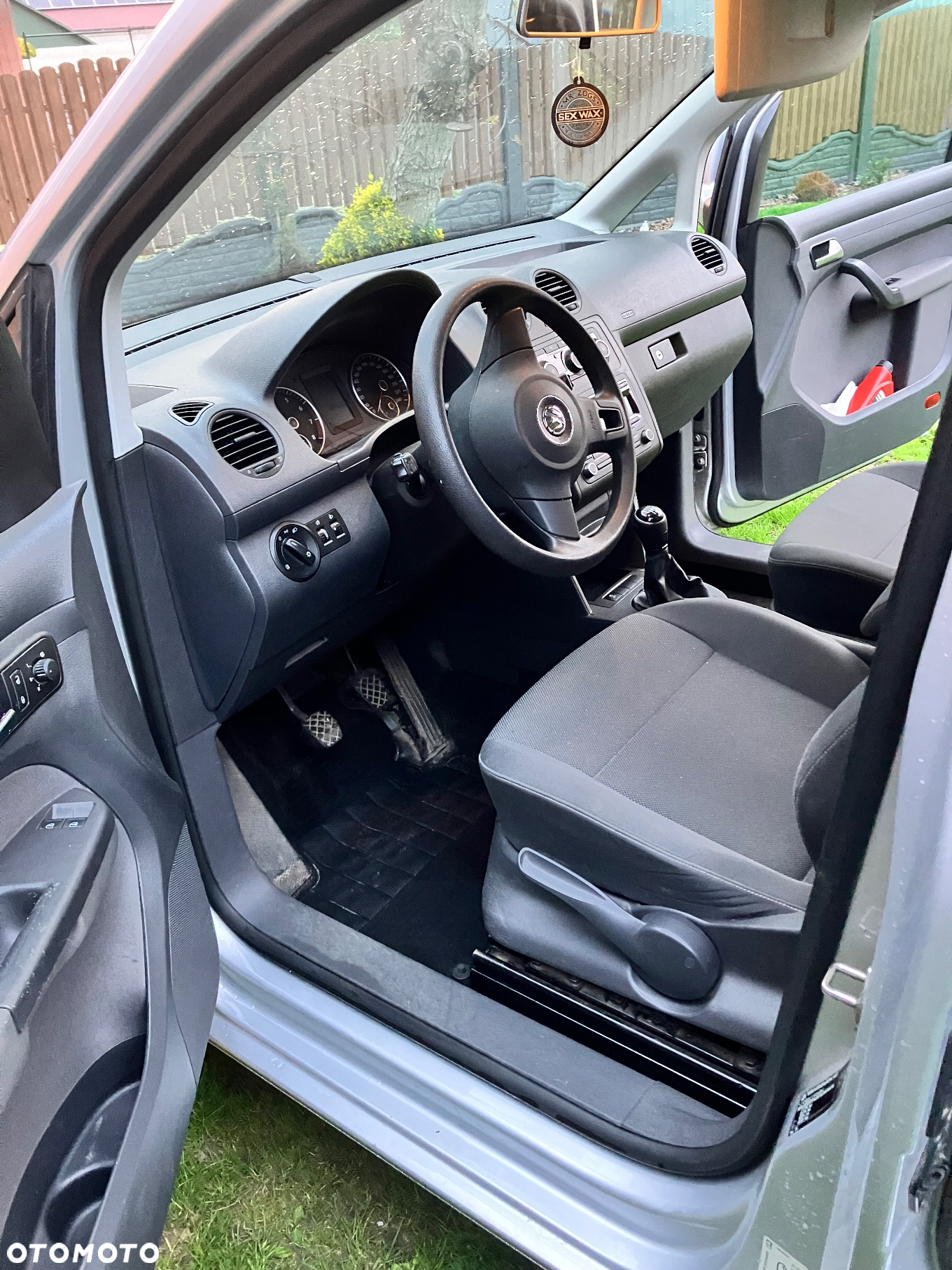 Volkswagen Caddy - 4