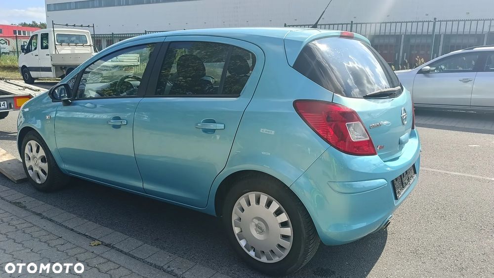 Opel Corsa 1.4 16V Graphite - 13