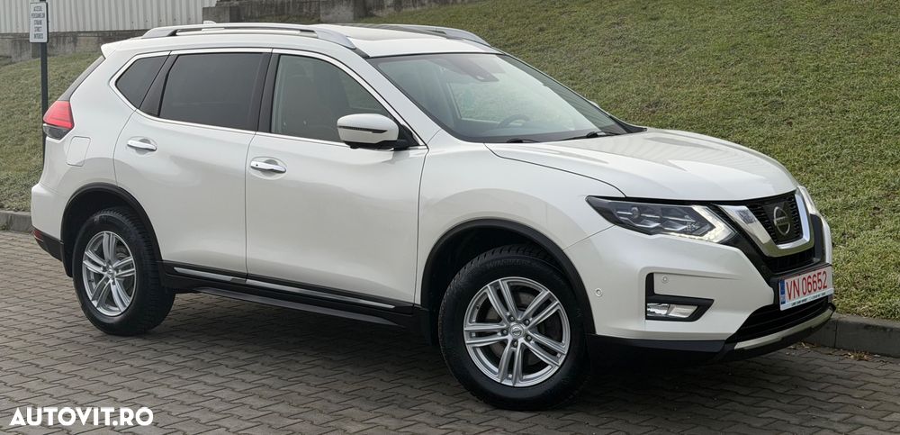 Nissan X-Trail 2.0 dCi ALL-MODE 4x4i Xtronic Tekna - 2