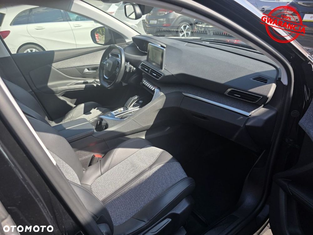 Peugeot 5008 - 24