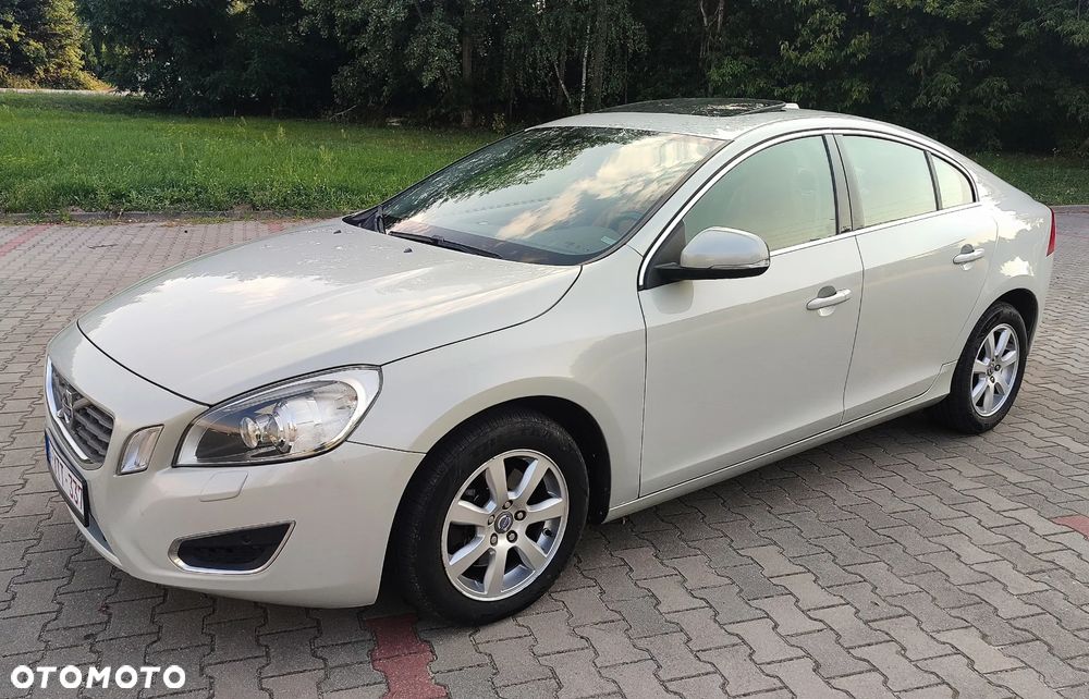 Volvo S60 D3 Geartronic Summum - 15