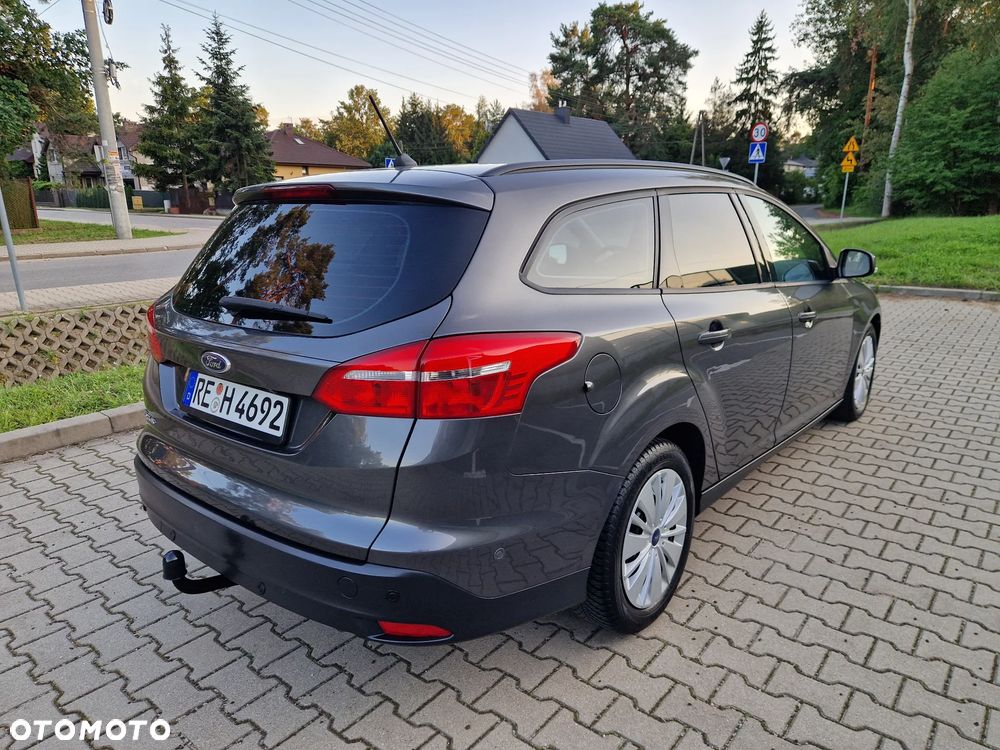 Ford Focus - 8