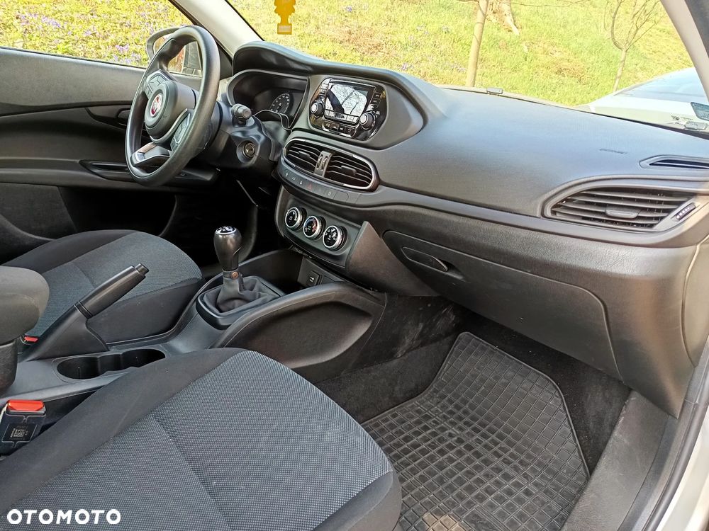 Fiat Tipo 1.0 T3 - 12