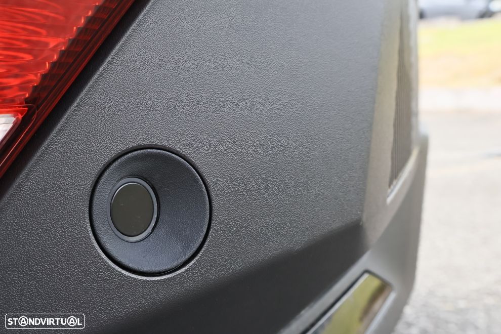 Peugeot 408 1.6 Hybrid Allure e-EAT8 - 6