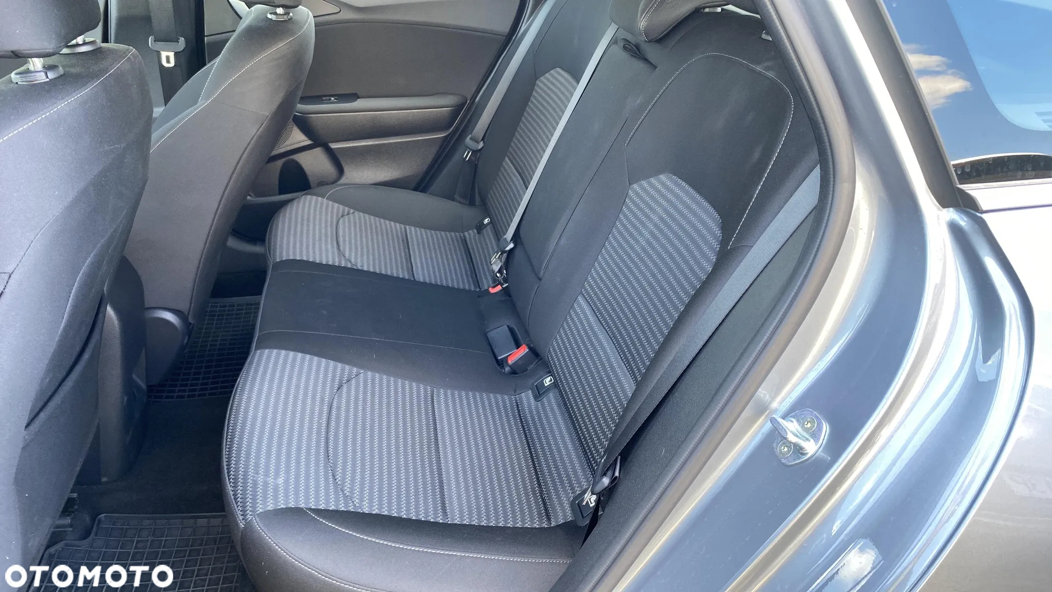 Kia Ceed 1.5 T-GDI M DCT - 14