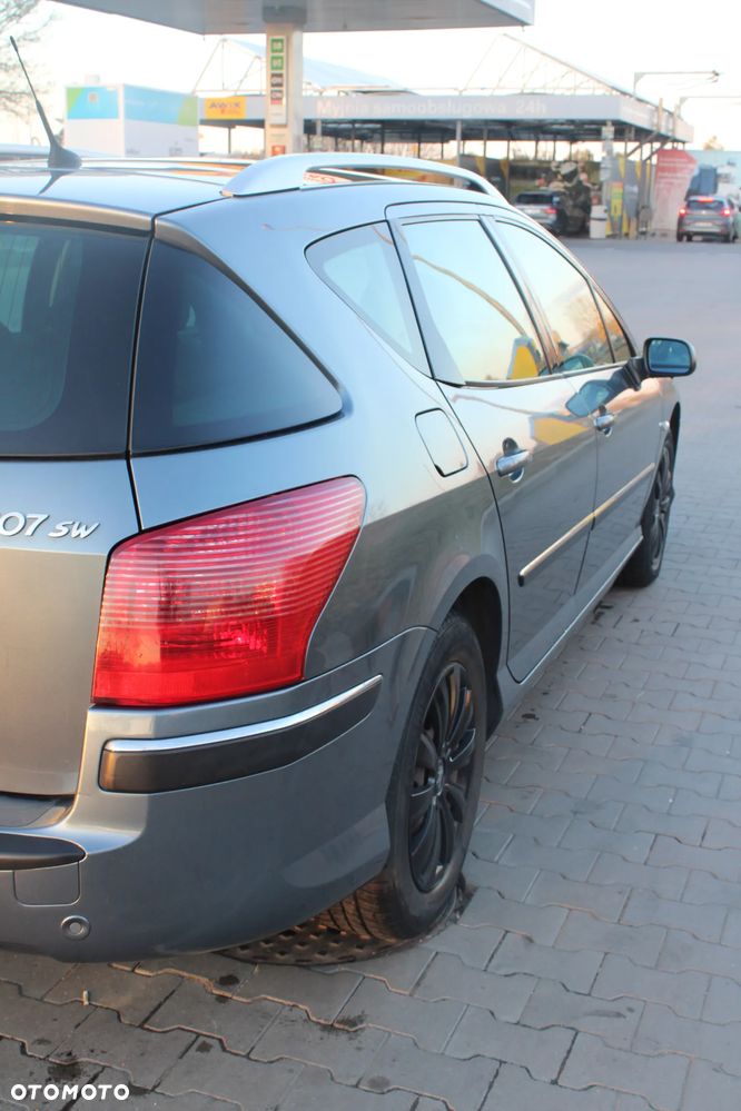 Peugeot 407 HDi 135 Automatik Premium - 29