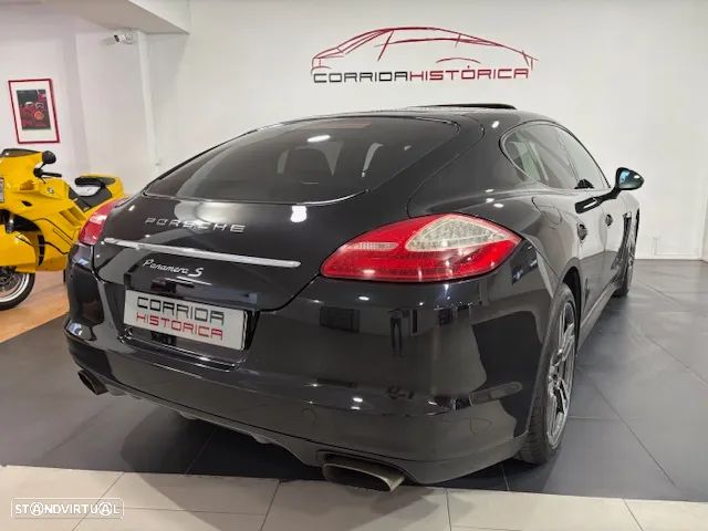 Porsche Panamera 4 Platinum Edition PDK - 11