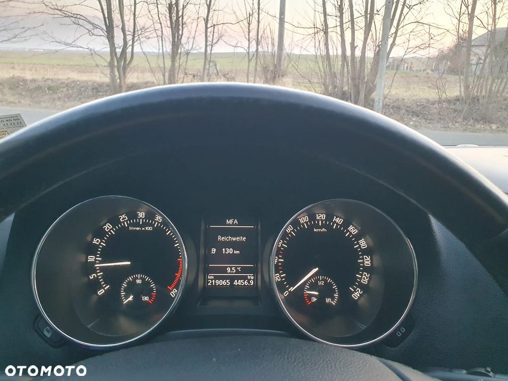 Skoda Yeti 1.6 TDI GreenLine - 12