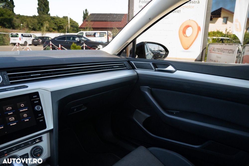 Volkswagen Passat 2.0 TDI DSG Comfortline - 14