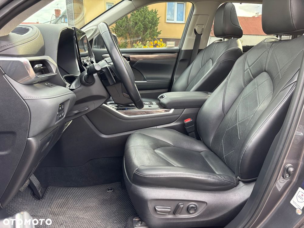 Toyota Highlander 2.5 Hybrid Executive - 19