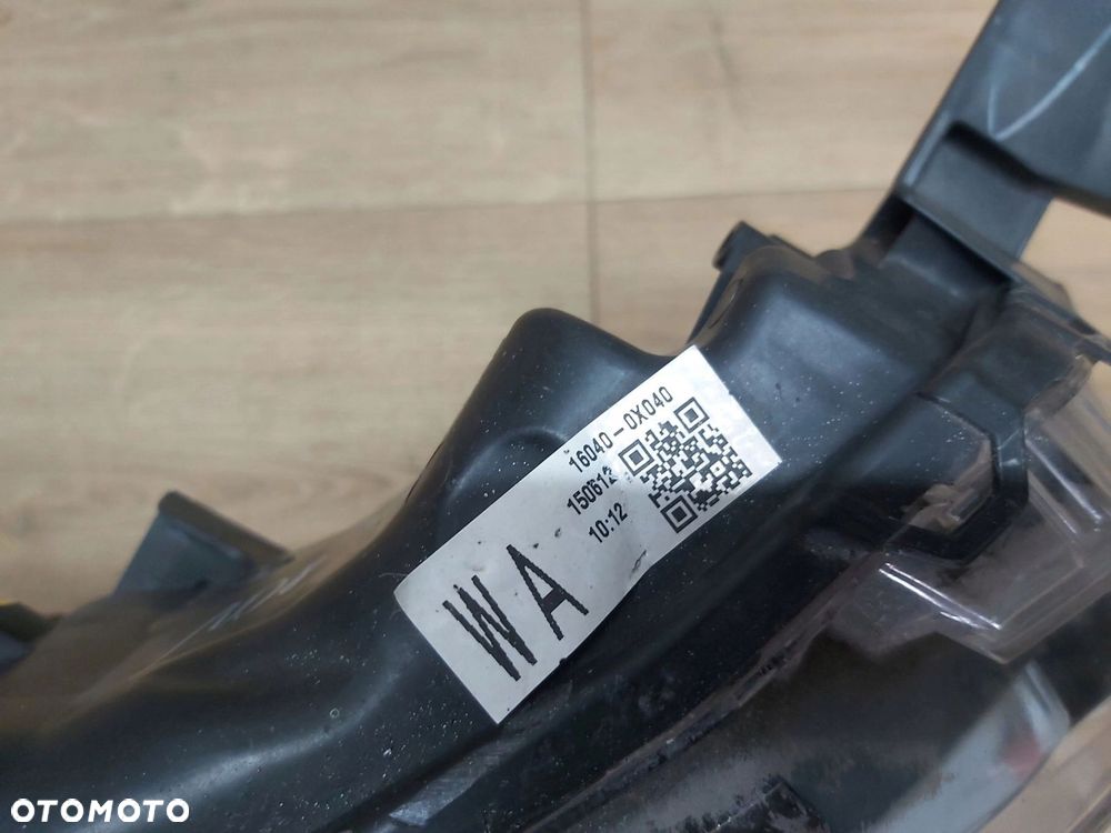 Toyota Avensis T27 II Lift T29 15-18r lampa prawy przód ANGLIK - 6