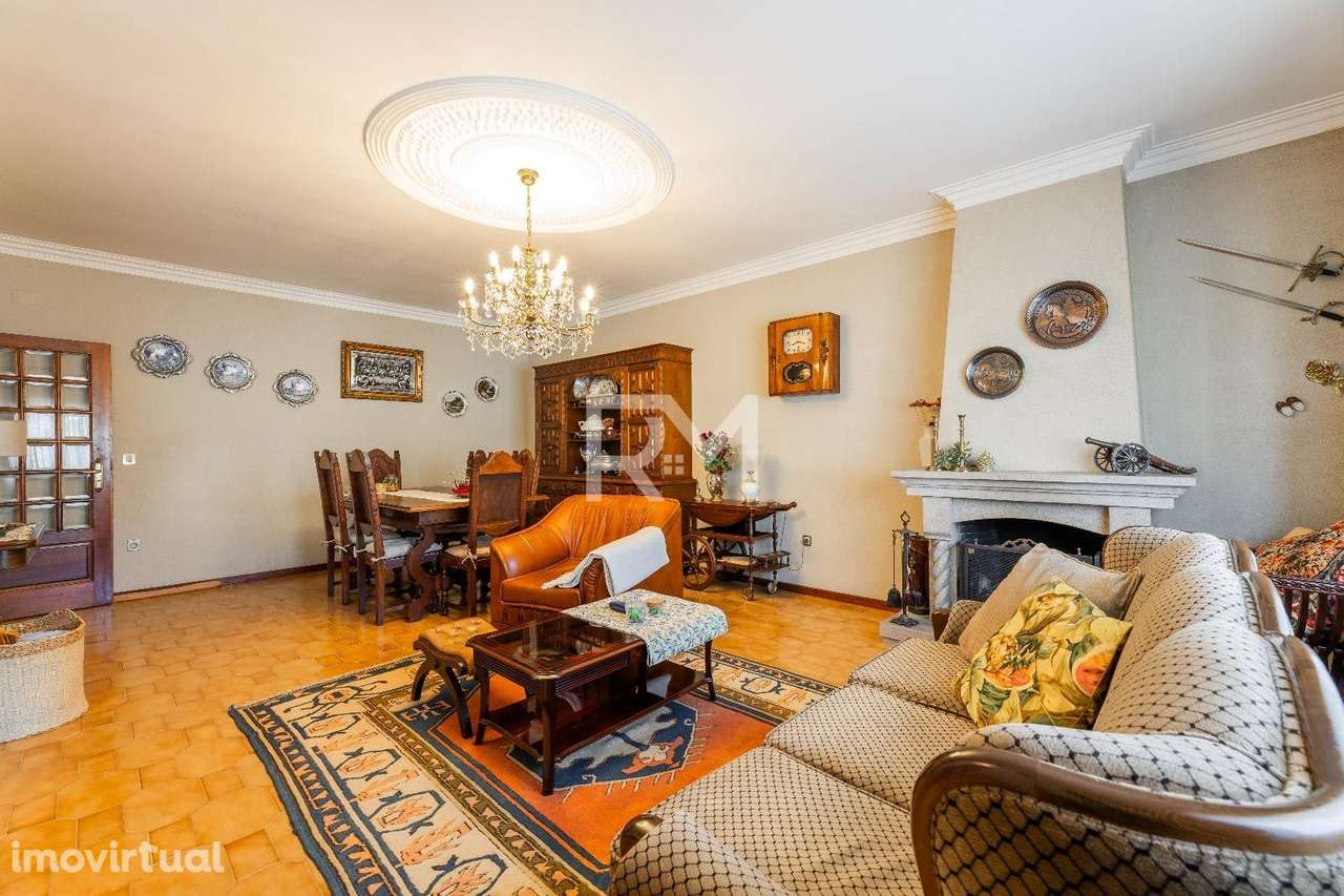 MORADIA T5 3 FRENTES E JARDIM | GUALTAR, BRAGA - Grande imagem: 3/25